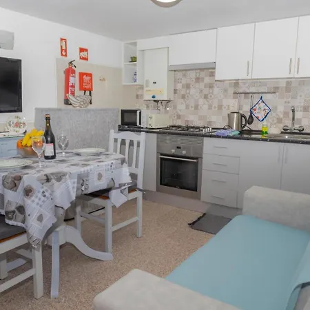 Jorge Aguas - 1bedroom Private Terrace & Sea View * 부르가우