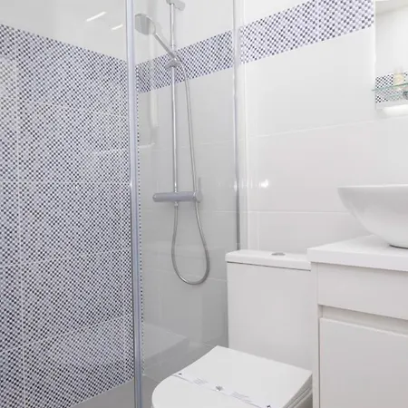 Jorge Aguas - 1bedroom Private Terrace & Sea View