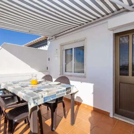 Apartman Jorge Aguas - 1bedroom Private Terrace & Sea View Burgau